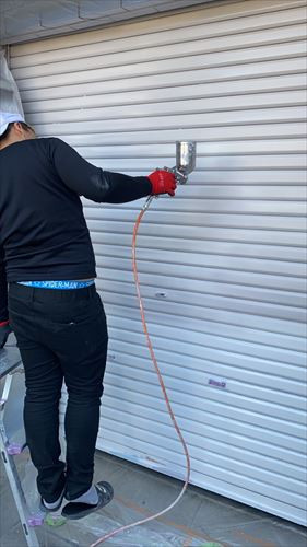 シャッター塗り替え工事